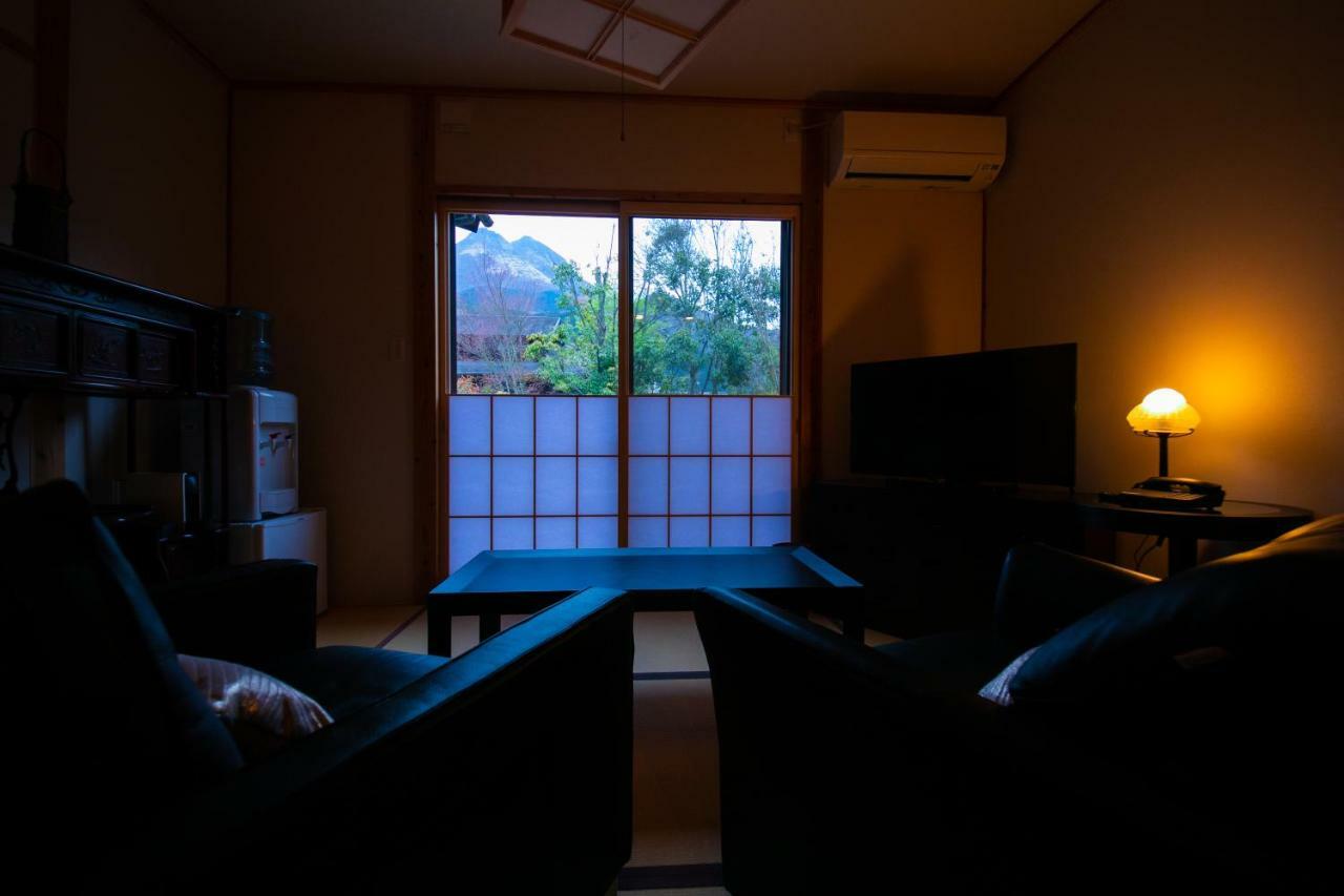 Oyado Den Rikyu Hotel Yufu Buitenkant foto