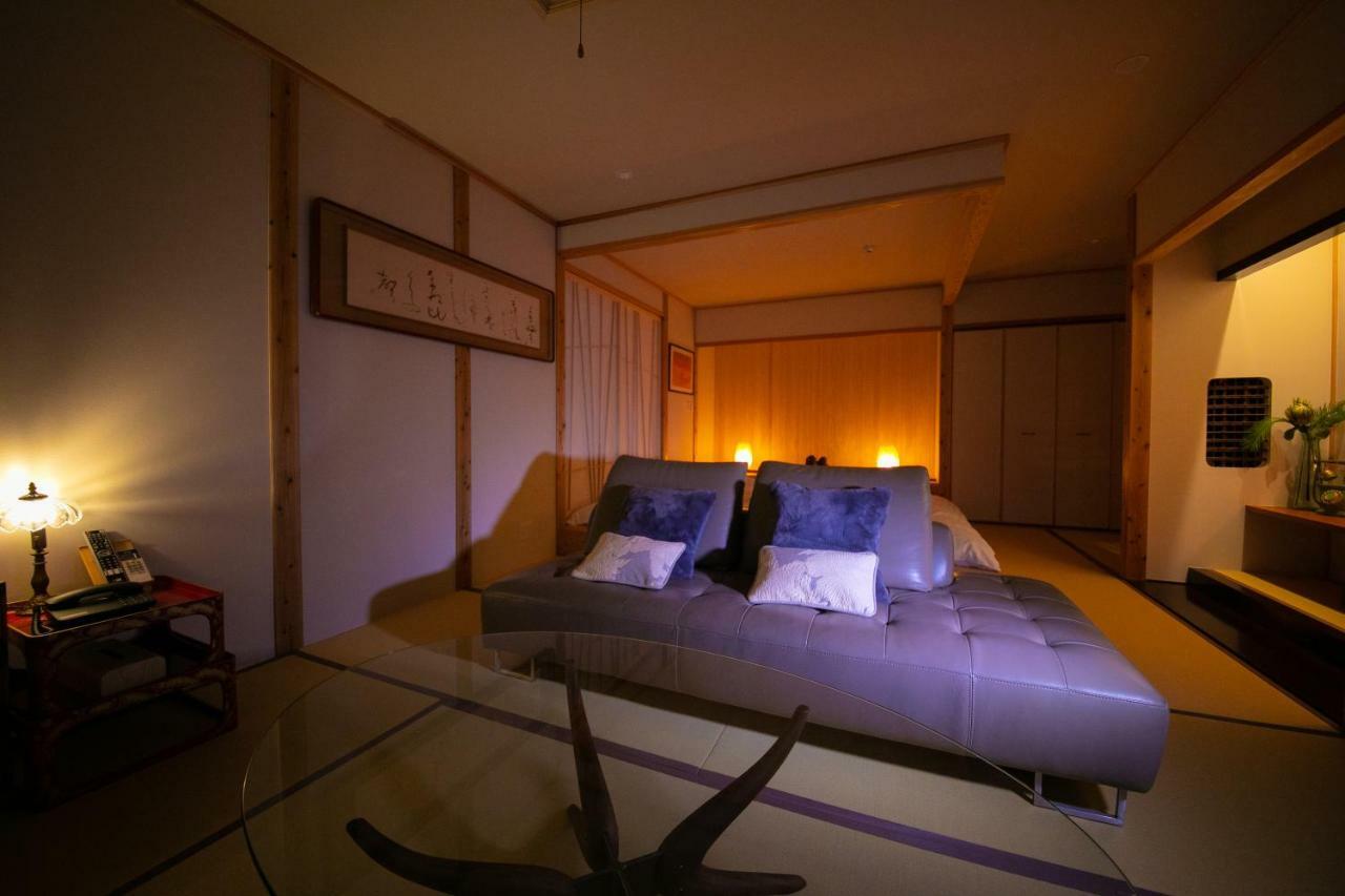 Oyado Den Rikyu Hotel Yufu Buitenkant foto